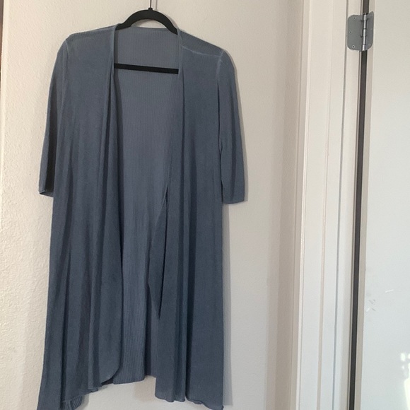 Blue duster - Picture 2 of 3